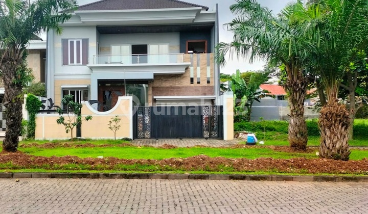 Rumah Mewah di Graha Padma Tambakharjo Semarang Barat 2