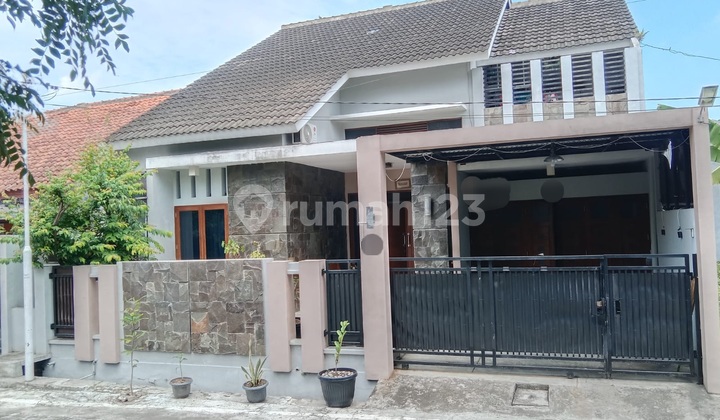 Rumah Cantik di Perum Dolog Tlogosari Wetan Pedurungan Semarang 1