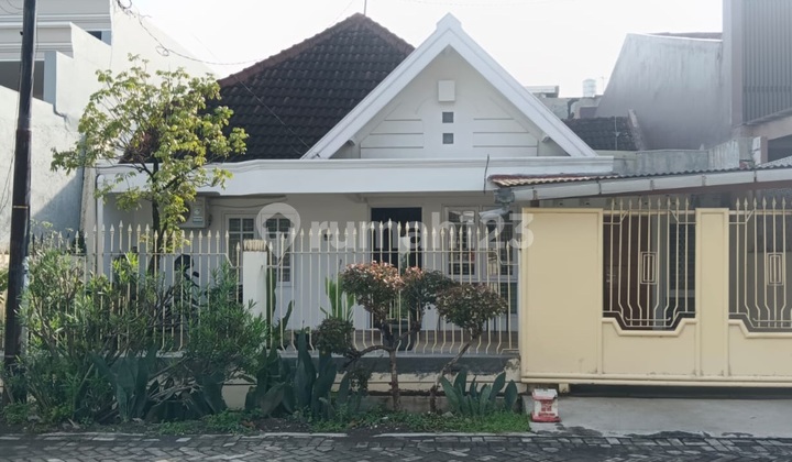Rumah Pusat Kota di Perum Semarang Indah Tawangmas Semarang Barat 1