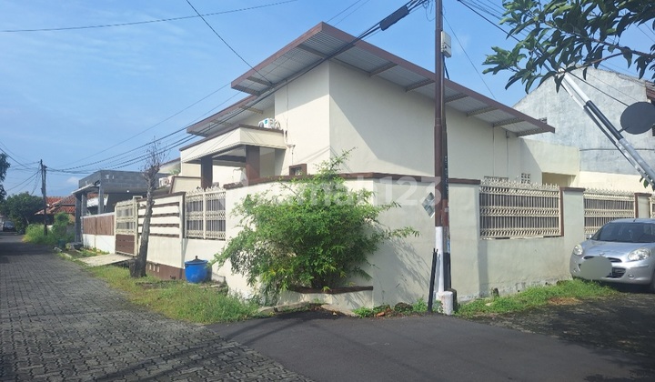 Rumah Hook di Jl Wanara Raya Pedurungan Tengah Semarang 2