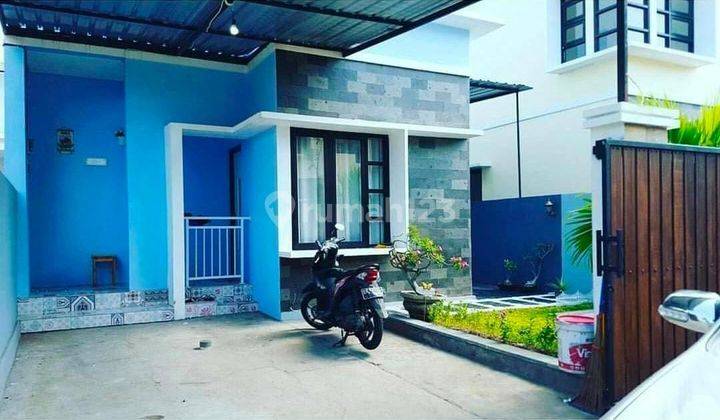 Rumah Minimalis 2 Lantai di Taman Griya Jimbaran Badung Bali 1