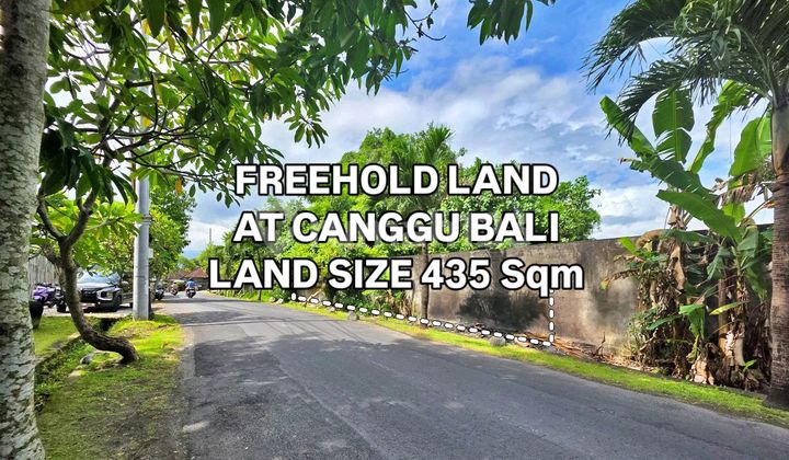 Land on Kayutulang Main Road, Canggu, North Kuta, Badung, Bali.
