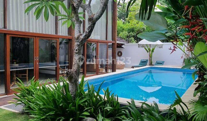 Villa Kayu Dengan Style Bali Di Berawa Akses  1