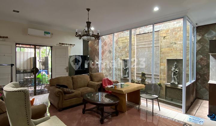 Luxury House in Sukajadi Near Charitas School Batam 2