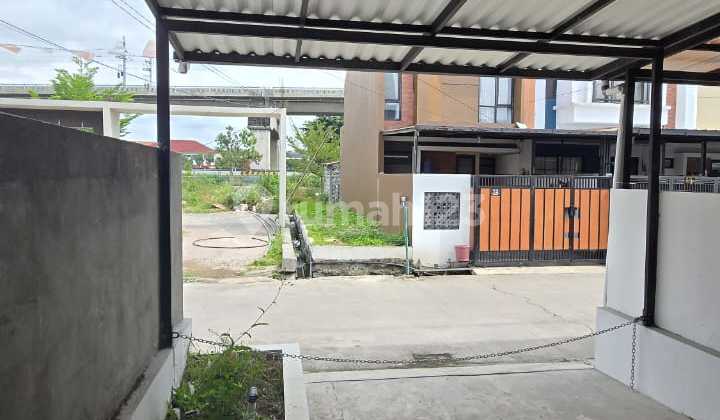 Disewakan Rumah 2 Lantai Full Furnished Siap Huni Lokasi di Gland Ciwastra Park Bandung