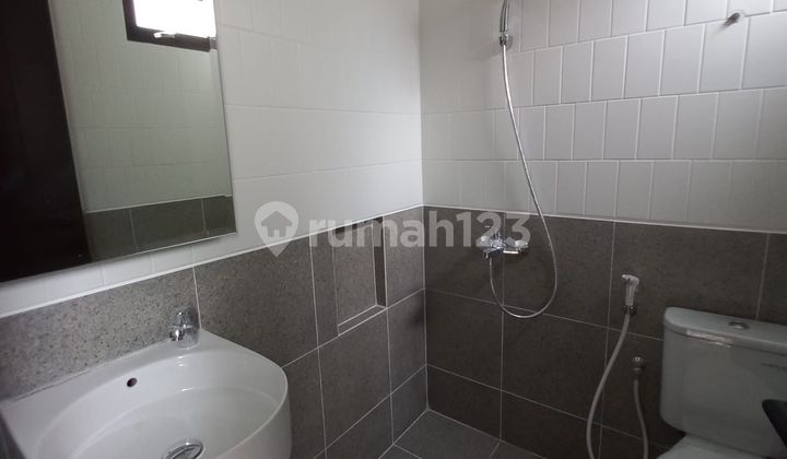 Disewakan Rumah Nyaman dan Terawat Siap Huni Lokasi di Summarecon Bandung 2