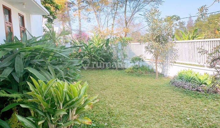 Dijual Rumah Nyaman Siap Huni Semi Furnish Lokasi Strategis di Komp Setiabudi Regency Bandung 2