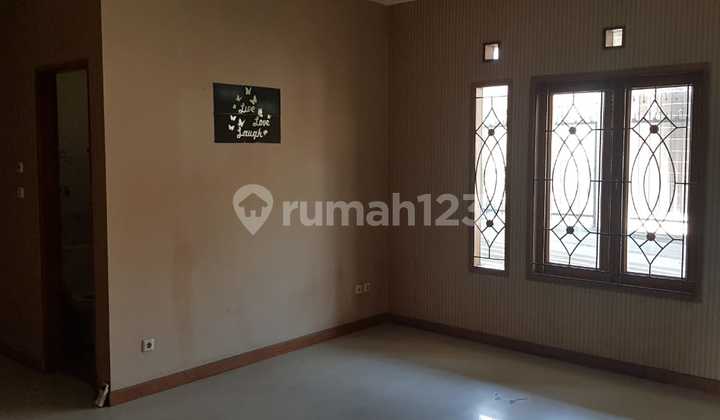 Dijual Rumah Siap Huni Nyaman Terawat Lokasi di Dalam Cluster Batununggal Bandung