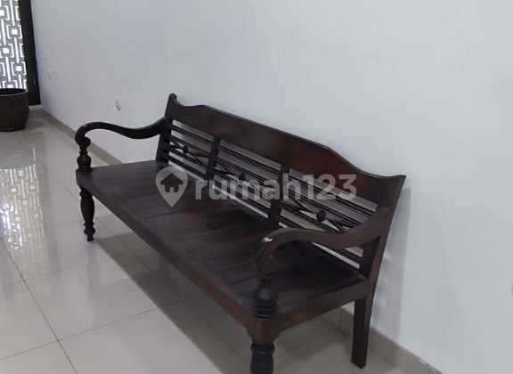 Disewakan Rumah Furnish Bagus Nyaman Siap Huni Lokasi Bagus di Summarecon Cluster Btari Bandung 1