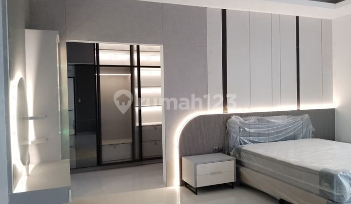 Disewakan Rumah Cantik Dan Modern Minimalis Semifurnish Siap Huni Lokasi Di Kota Baru Parahyangan Bandung