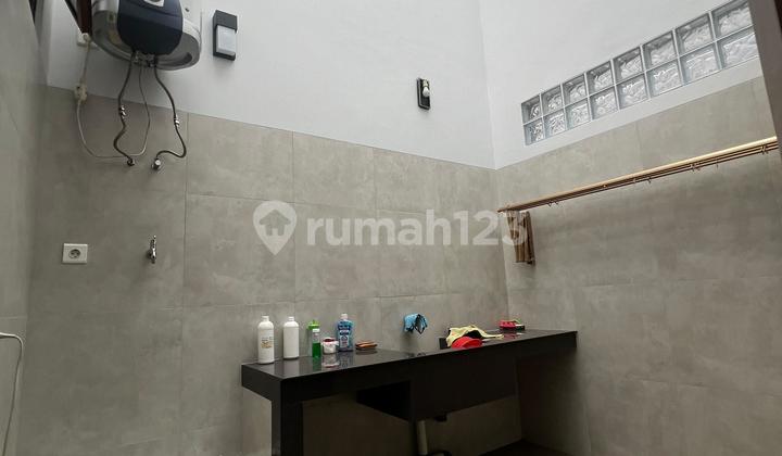 Dijual Rumah Full Furnished Siap Huni Minimalis Lokasi di Singgasana Pradana Bandung 2