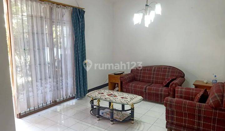 Disewa Rumah Minimalis Siap Huni Funish Lokasi Startegis di Komplek Setra Duta Bandung 1