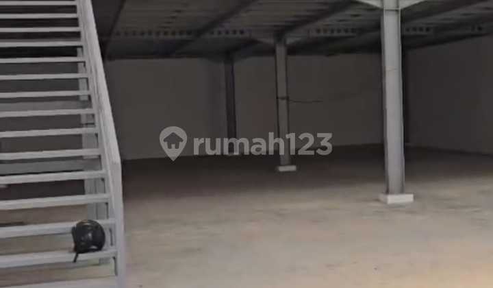 Dijual Gudang Luas Nyaman Siap Pakai Lokasi Strategis di Kerkof Leuwi Gajah Bandung