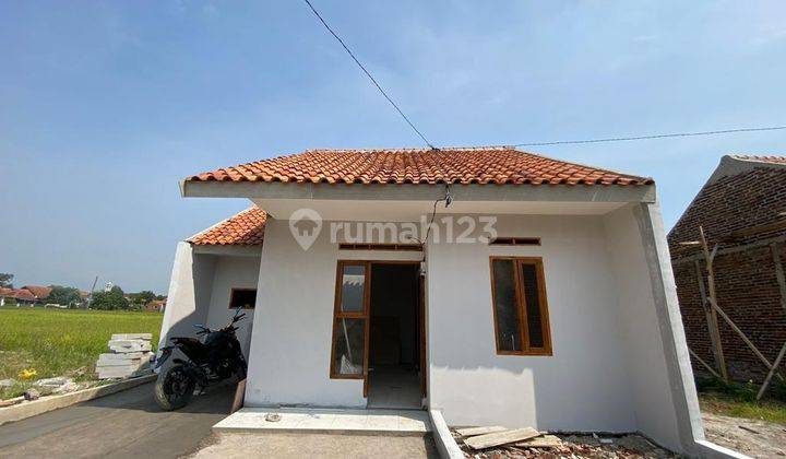 Jual Rumah Hunian Terjangkau Fullspek Strategis Dekat Jalan Tol  1