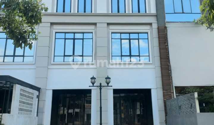 Disewakan Ruko Gandeng Boulevard Raya Kelapa Gading Jakarta Utara Disewakan Ruko Gandeng Boulevard Raya Kelapa Gading Jakarta Utara