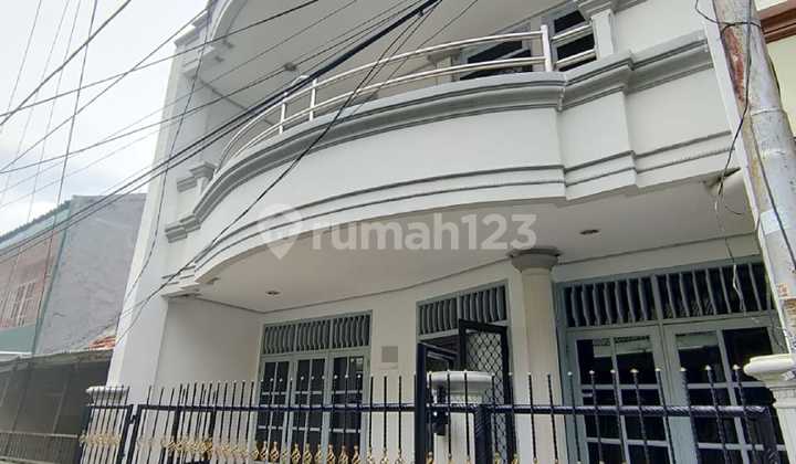 Jual Rumah di Tanjung Duren, Jakarta Barat