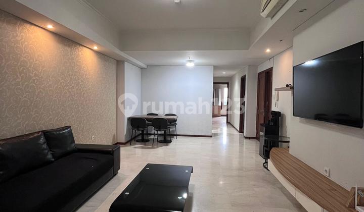 Cheap Rent Royal Mediterania Apartment Semi Furnished