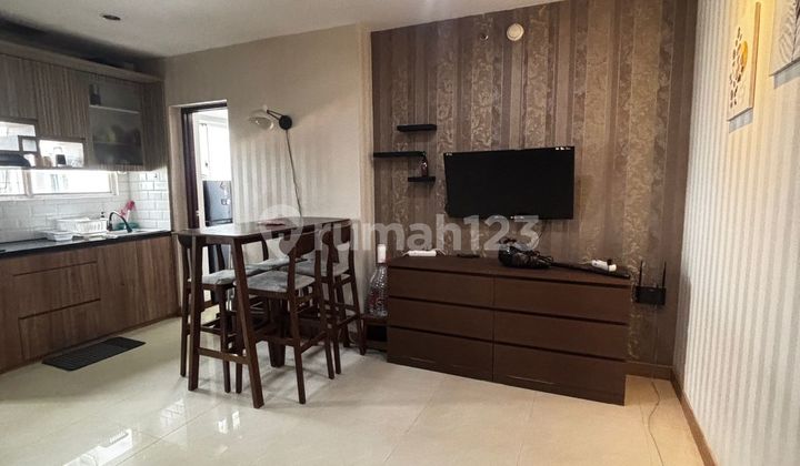 Cheap Sale of Mediterranean 2 Apartment, Heliconia, Tanjung Duren, West Jakarta