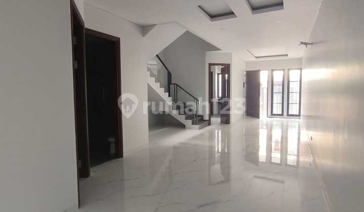 Jual Rumah Baru di Sunrise Garden, Jakarta Barat