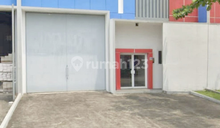 Quick Sale Warehouse in Karawang Bizhub Center, West Karawang Quick Sale Warehouse in Karawang Bizhub Center, West Karawang