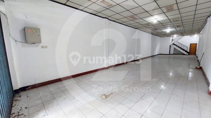 Quick Sale Strategic Shop House in Pejanggik Mataram, Lombok, Bali 2