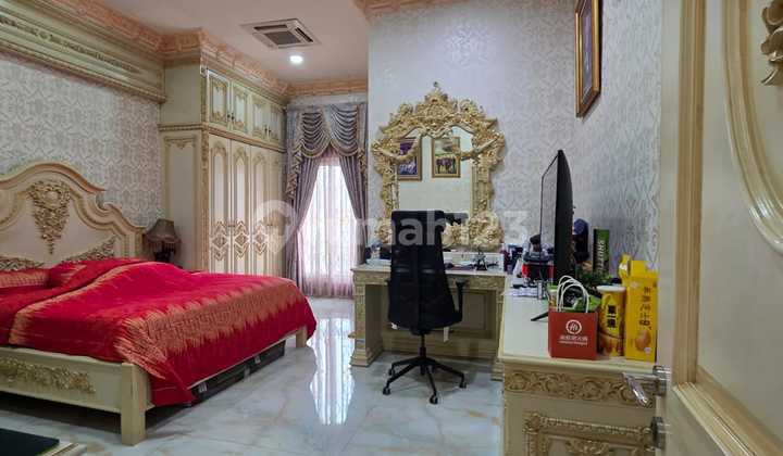 Dijual Rumah Classic Luxury Residence Pluit, Jakarta Utara 2