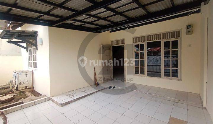 Sewa Rumah di Peninggaran Kebayoran Lama 1