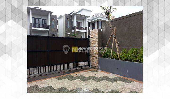 Ocean View Villa in Complex Pecatu Graha 2