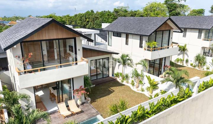 Tropical Villa In Pecatu Uluwatu - Leasehold Tropical Villa In Pecatu Uluwatu - Leasehold