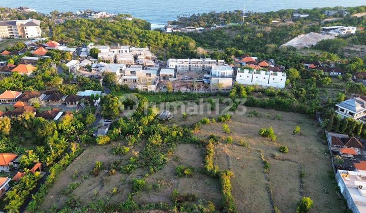 Melasti – Leasehold Land with Ocean View on Main Road