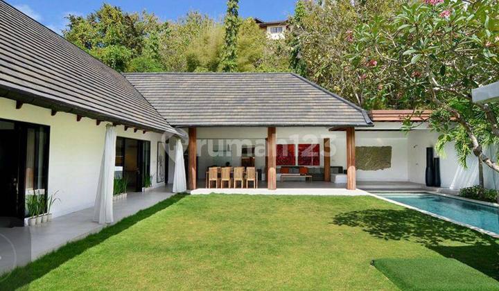 Jimbaran - Villa For Sale In Luxury Complex