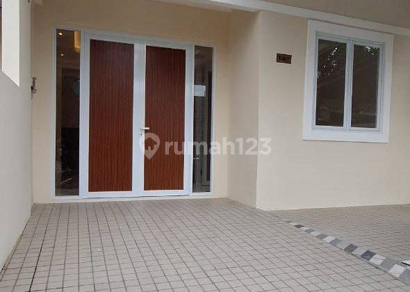 Dijual rumah 1lantai,rumah cantik siap huni  2