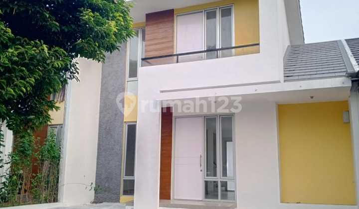 Dijual Rumah Siap Huni 2Lantai, Rumah Mewah Rumah Murah.. Ln