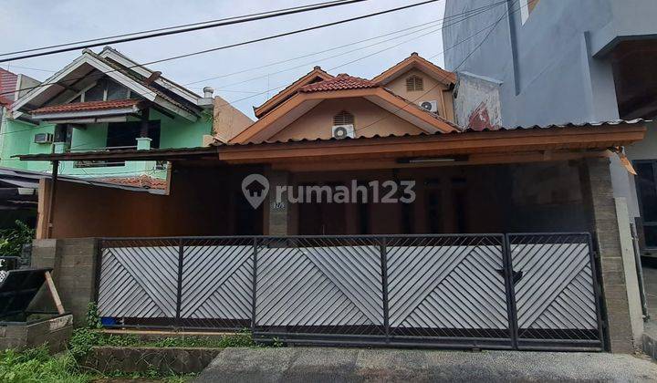 Rumah sudah renov 2 lt terawat dan siap huni 1