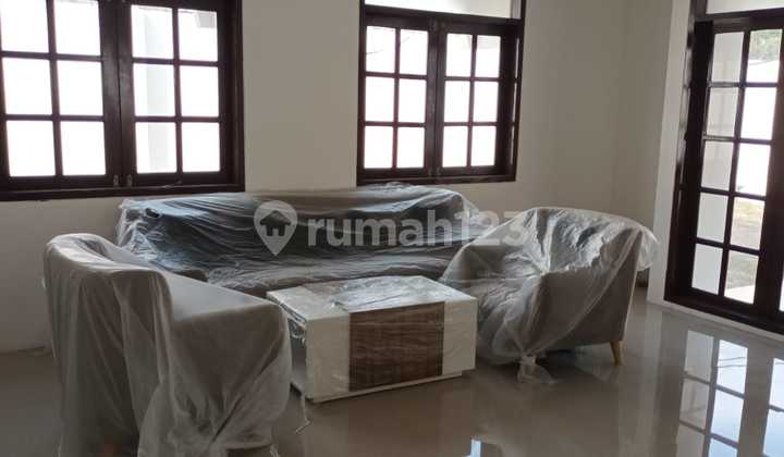 TURUN HARGA Rumah Baru renovasi di pusat kota lokasi strategis 8
