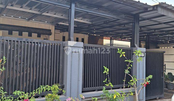 Rumah di komplek Griya jati 5