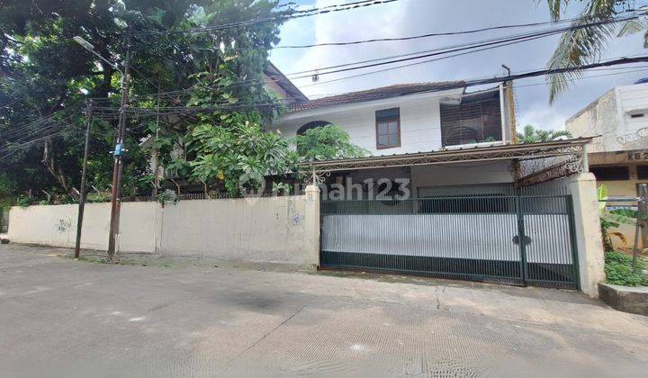 Rumah Murah 2.5 Lantai di Jl. Bangka Viiia, Jakarta Selatan 1