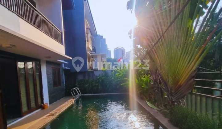 Turun Harga Rumah Siap Huni Dalam Lingkungan Tenang di Cilandak Turun Harga Rumah Siap Huni Dalam Lingkungan Tenang di Cilandak