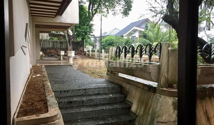 Rumah Lama di Pondok Indah Premium Area One Gate Sistem