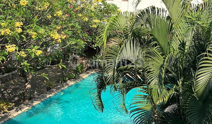 Nice House Ready to Live In North Kemang Good Location 2