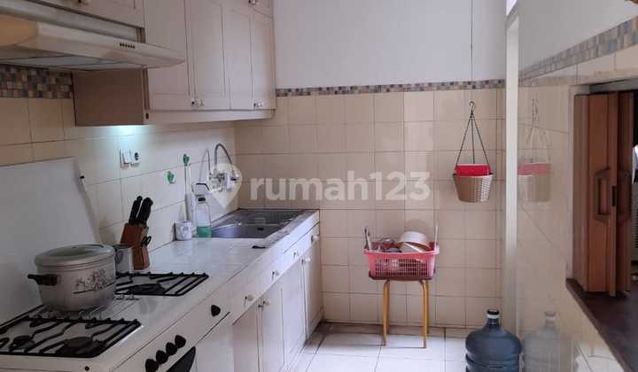 Rumah Bagus Semi Furnished SHM Cilandak, Jakarta Selatan 2