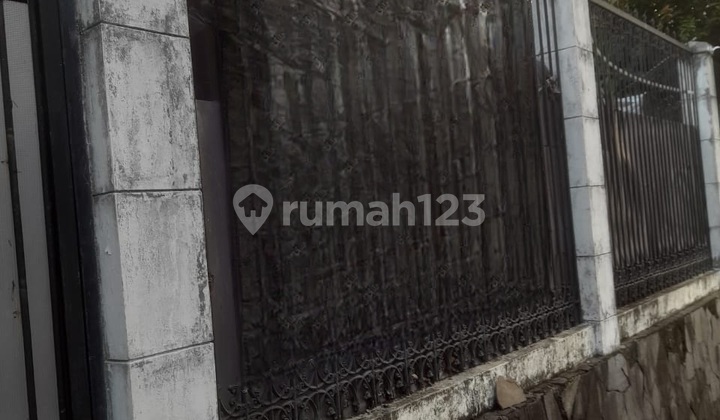 Land with 4 Houses, Perfect for Cluster, Cheapest Price 2