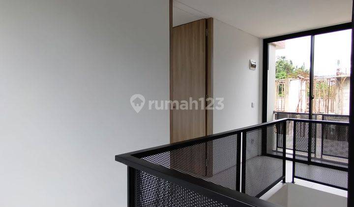 Rumah 3 Lantai Terjangkau di Bintaro Dekat Stasiun dan Tol 13