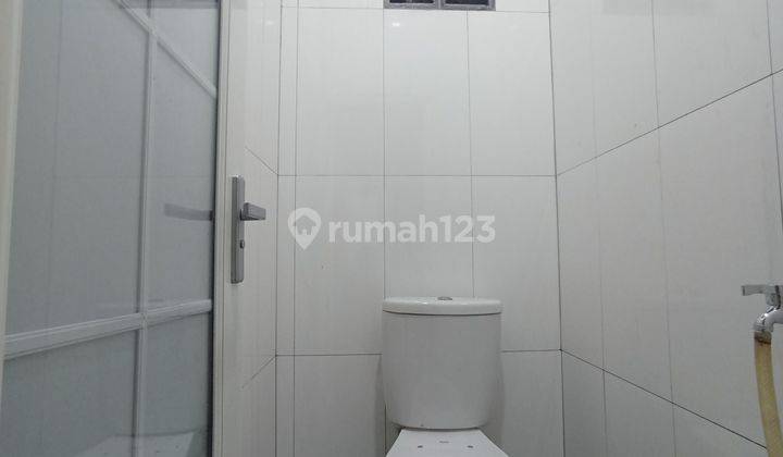 Rumah 2 Lantai Hook Dalam Perumahan Di Ciledug 2