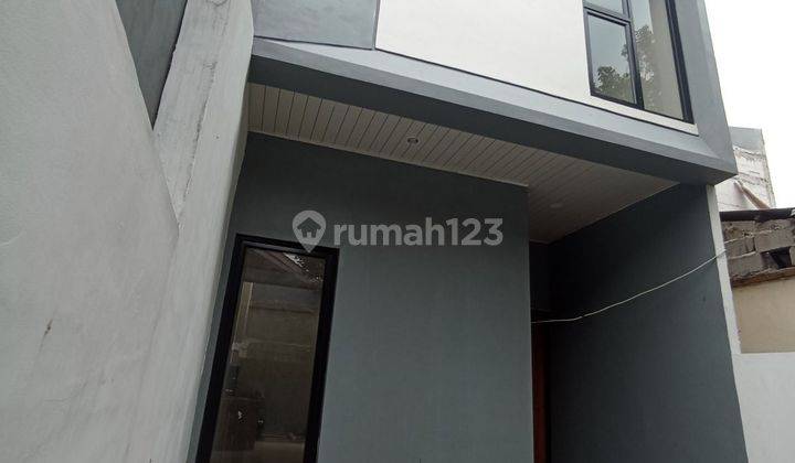 Rumah 2 Lantai Hook Dalam Perumahan Di Ciledug 1