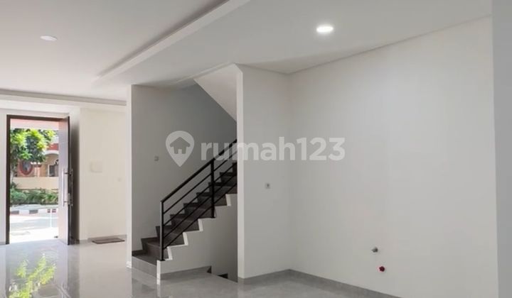 Rumah Minimalis Siap Huni Di Jakarta Barat Rumah Minimalis Siap Huni Di Jakarta Barat