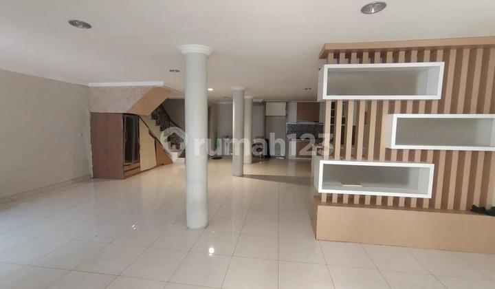 Dijual Rumah 2 Lantai Perumahan Taman Palem Lestari