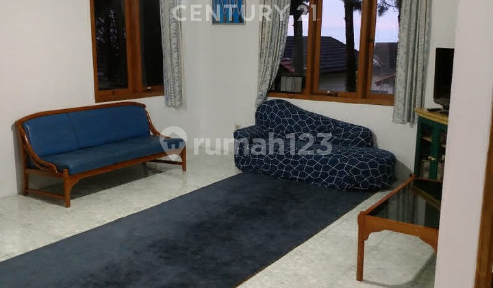 Villa Istana Bunga Bandung Lokasi Nyaman Asri 2