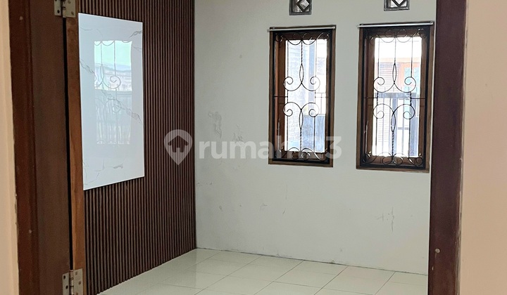 Sewa Rumah Cihanjuang Cimahi Terawat Siap Huni 2