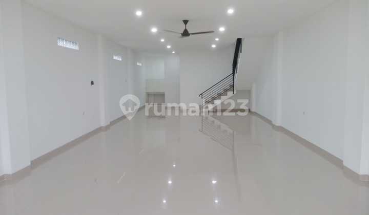 Batununggal Ruko Disewa Listrik 10,000 Watt Bangunan Bersih Batununggal Ruko Disewa Listrik 10,000 Watt Bangunan Bersih